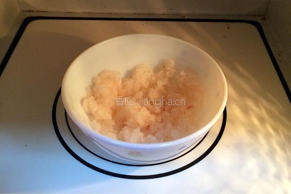 磷虾三鲜炒饭的做法图解2