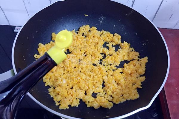 黄金酱油炒饭的做法图解10