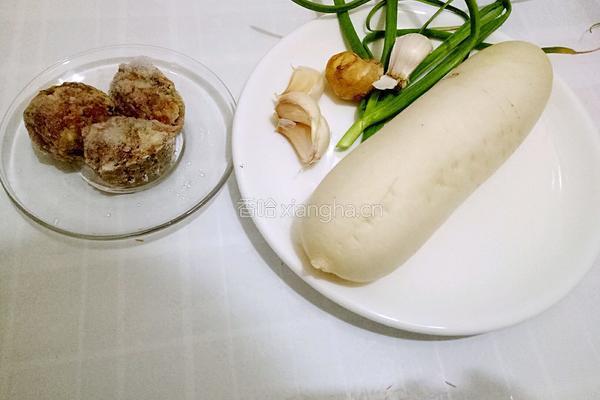 肉丸萝卜汤的做法图解1