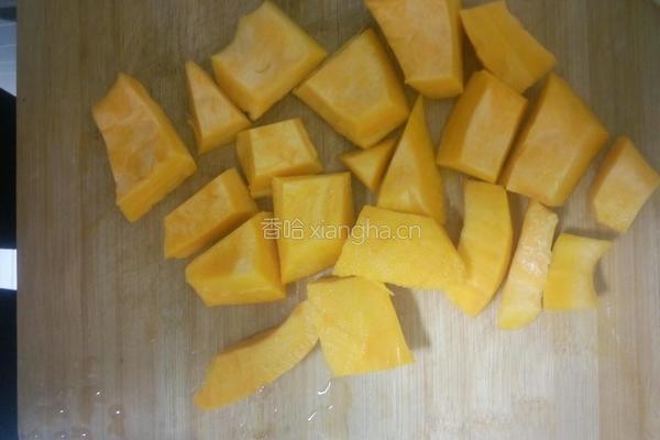 南瓜豆沙饼的做法图解1