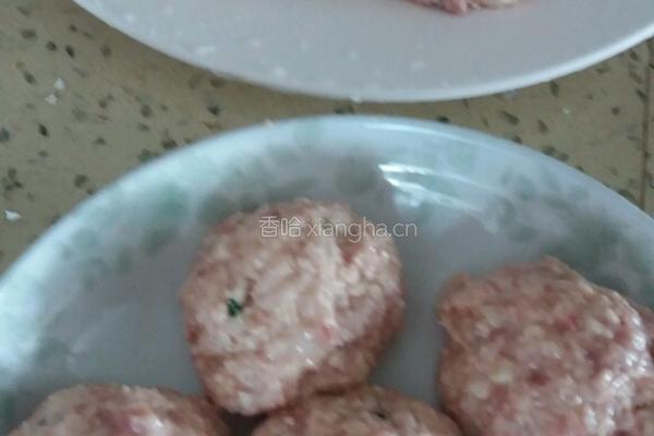 肉丸子的做法图解7