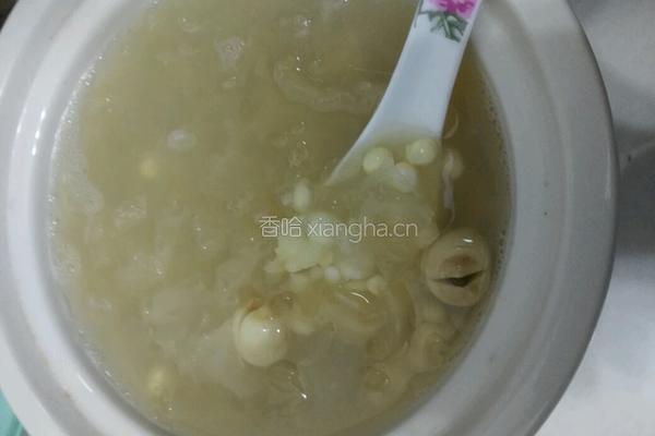 白木耳甜羹的做法图解5