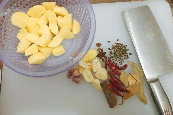 土豆牛腩的做法图解6