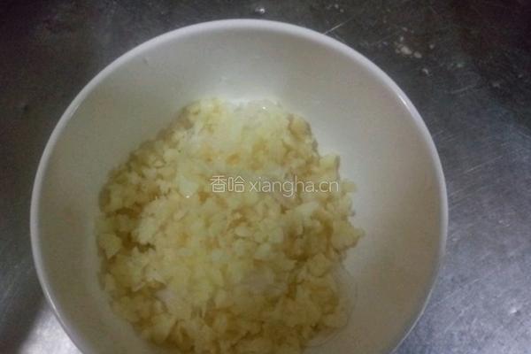 蒜泥波士顿龙虾的做法图解5