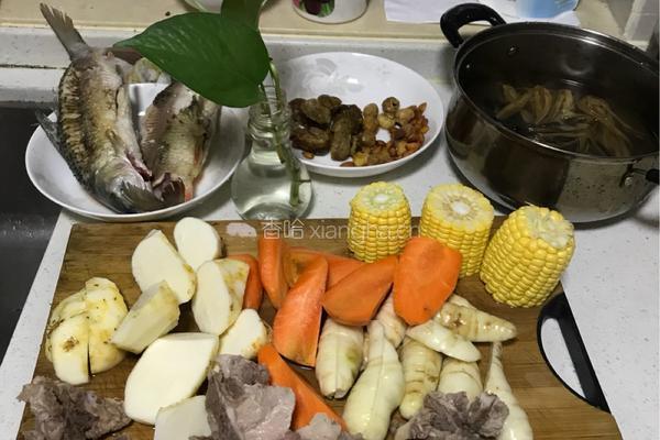 菜干骨头汤的做法图解6