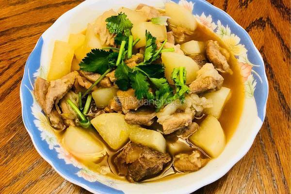 萝卜牛腩汤的做法图解14
