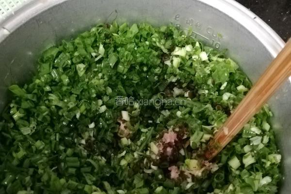 河南人冬至必吃～～萝卜馅儿水饺的做法图解3