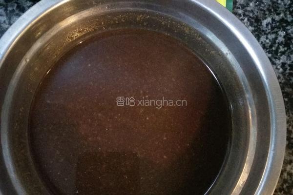电饭锅酱猪蹄的做法图解7