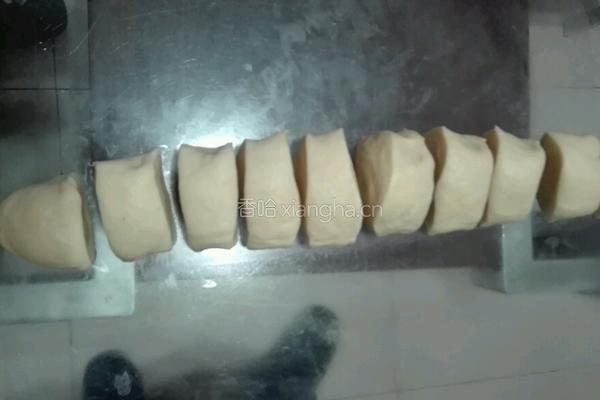 彩色螺旋蛋黄酥的做法图解11