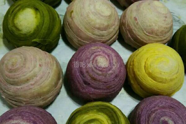 彩色螺旋蛋黄酥的做法图解26