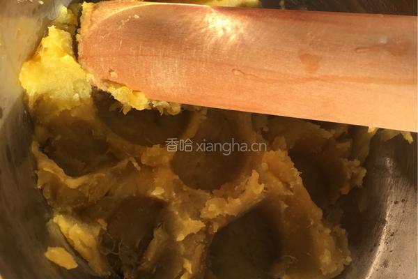芝士薯球烤虾的做法图解2