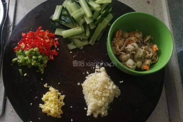 蒜蓉香辣扇贝肉的做法图解3