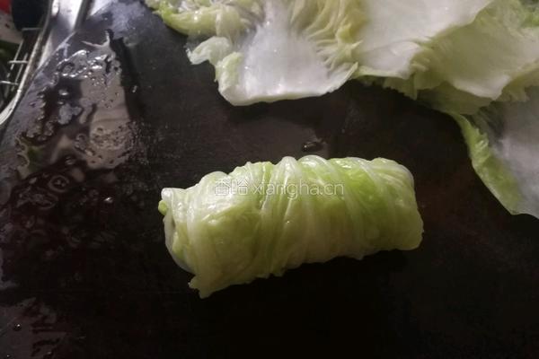 猪肉白菜卷的做法图解7