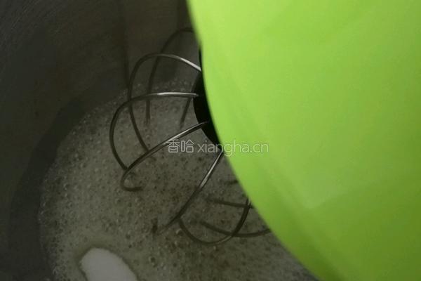 8萨瓦林巧克力戚风蛋糕的做法图解8