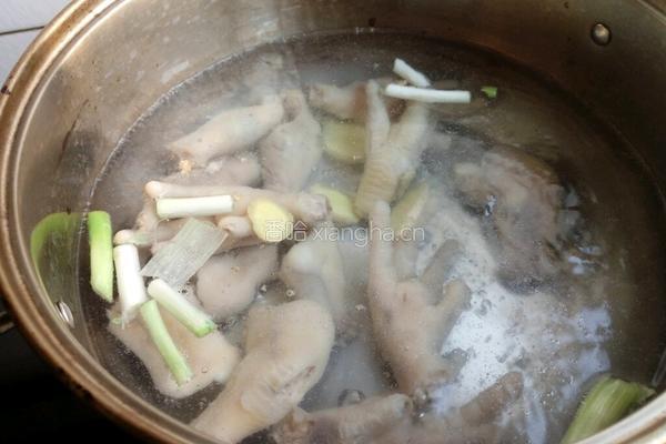凤爪养颜汤的做法图解5
