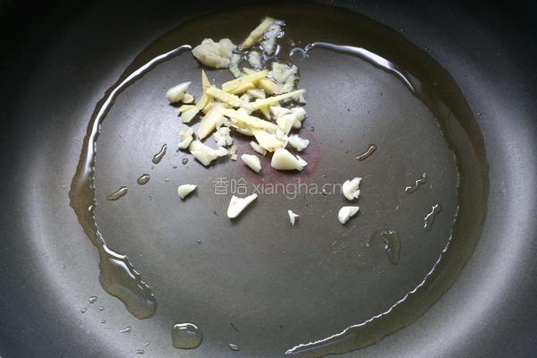 腊肠炒豆角的做法图解3