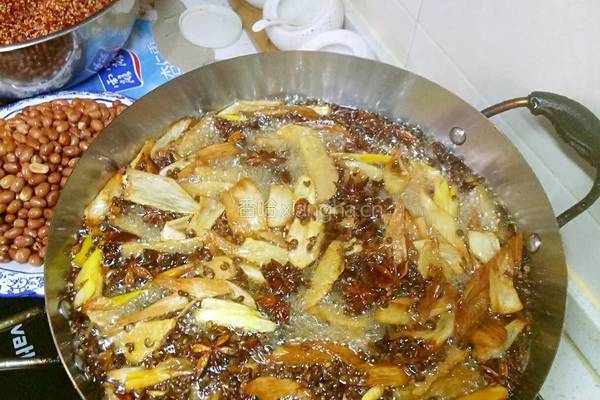 鲁菜大师蔣家菜秘制香辣花生芝麻油的做法图解4