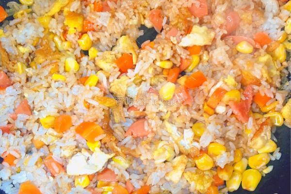 火龙果炒饭的做法图解9