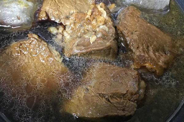卤牛肉的做法图解8