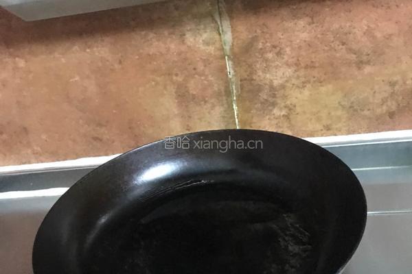 肉煎蛋的做法图解4
