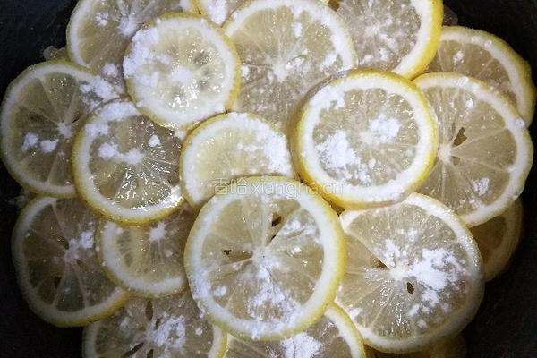 冰糖川贝柠檬膏的做法图解5