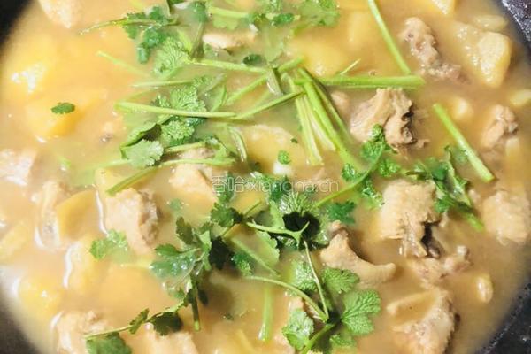 土豆炖鸡翅的做法图解9