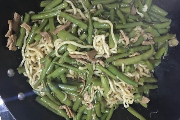 豆角焖面的做法图解10