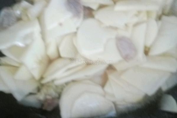 土豆白菜炖肉的做法图解8