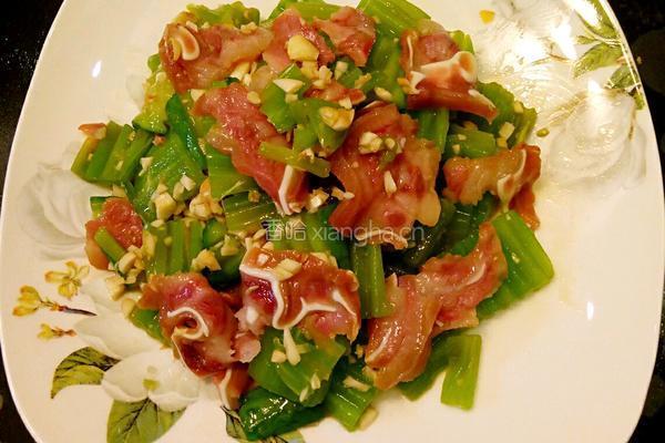 鲁菜大师蒋家菜猪耳根莴笋的做法图解5