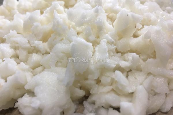 马蹄蒸肉饼的做法图解2
