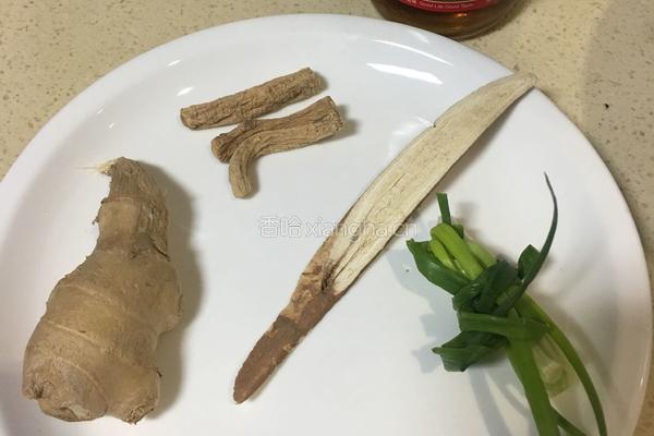 竹荪煲老母鸡汤的做法图解2