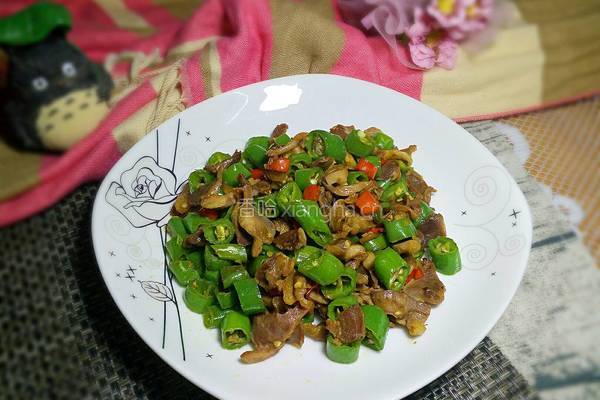 尖椒爆炒鸡胗