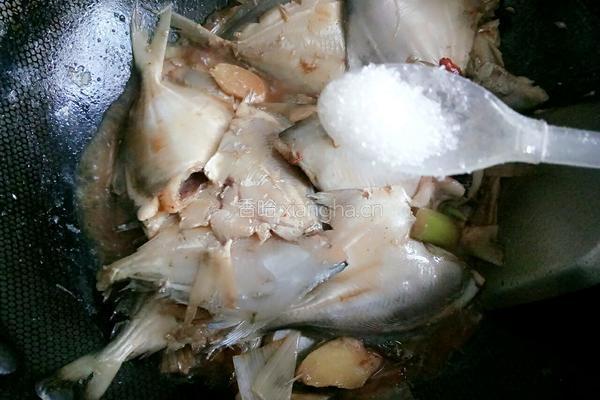 红烧鲳鱼的做法图解8