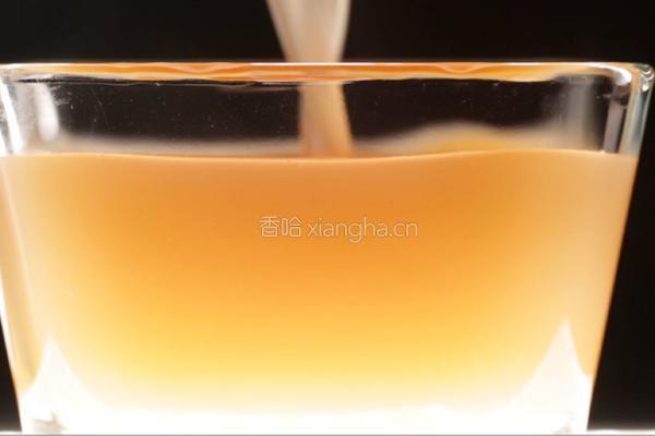 猪皮还能这样做，看起来清亮，吃着也特别美味的做法图解3