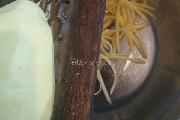 凉拌土豆丝的做法图解3