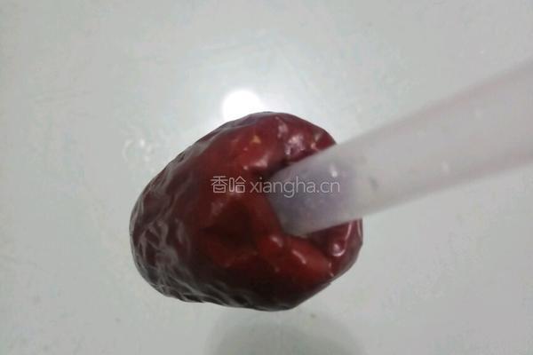 红枣去核的做法图解3