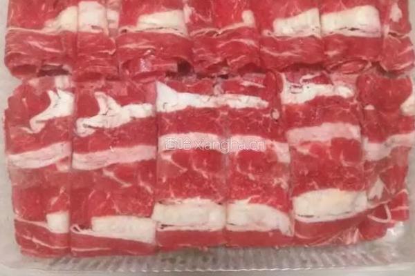 金针菇酸汤肥牛卷的做法图解1