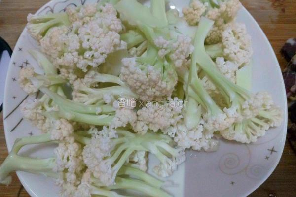 腊肉花菜的做法图解2
