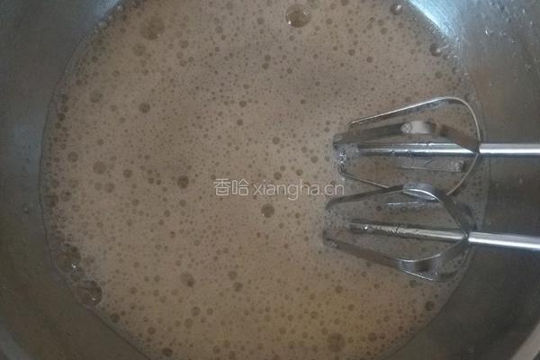 七寸斑马纹蛋糕的做法图解5
