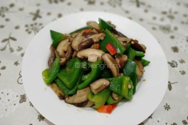 香菇炒圆椒的做法图解1