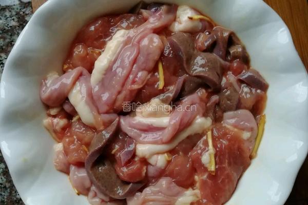 猪肝粉肠瘦肉粥的做法图解4