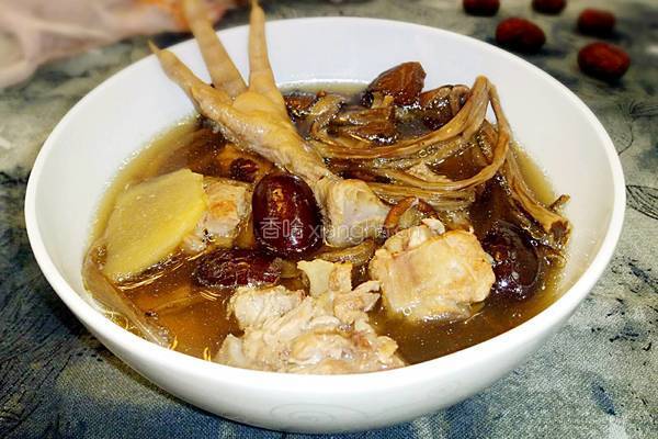 茶树菇排骨鸡爪汤的做法图解9
