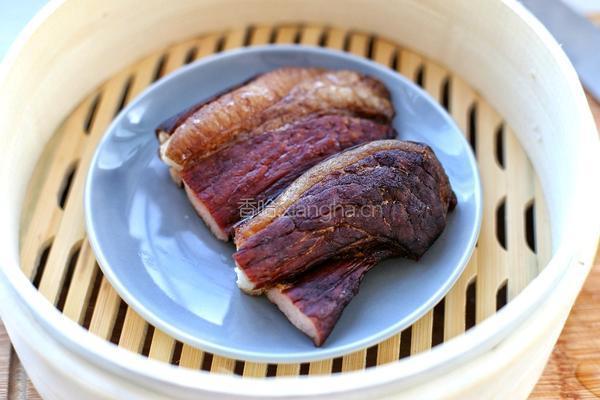 蒜苔炒腊肉的做法图解2