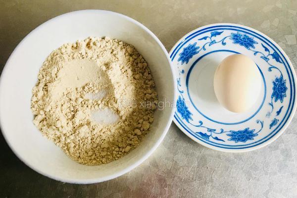 燕麦鸡蛋饼的做法图解1