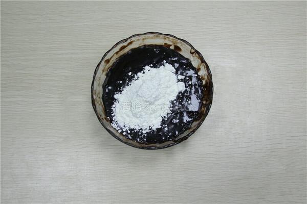 巧克力流心蛋糕的做法图解4