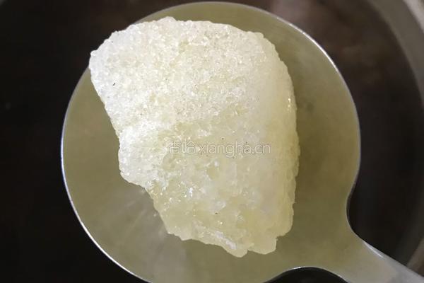 桃胶炖桂圆的做法图解7