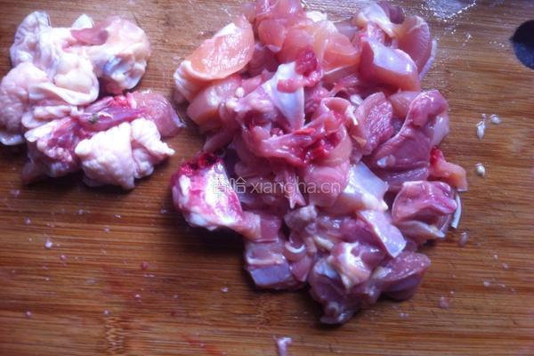 辣炒鸡腿肉的做法图解3