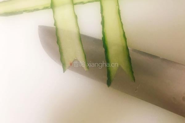 蝴蝶结果蔬沙拉的做法图解8
