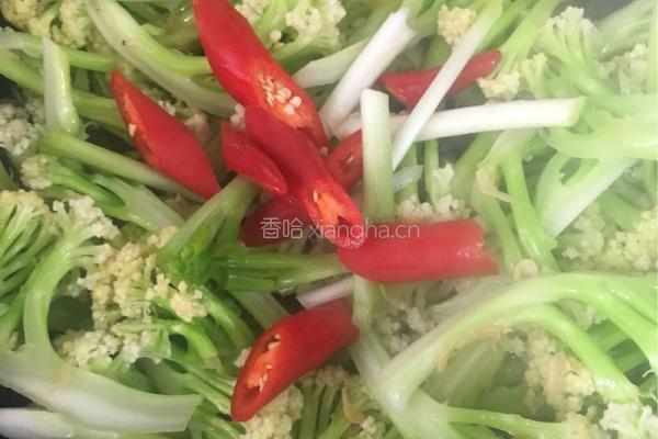 虾皮炒花菜的做法图解7