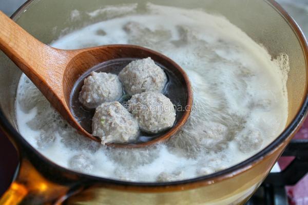 小白菜丸子汤的做法图解9